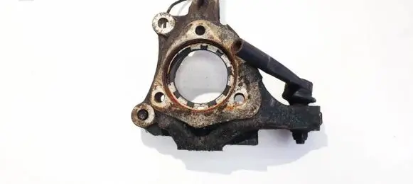 Opel Vectra C Front wheel hub 13136698
