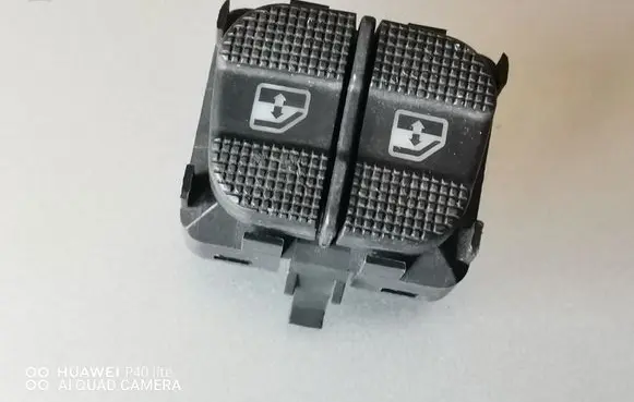 Volkswagen PASSAT B4 Electric window control switch 3A2959855