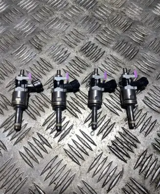 Fuel injectors set
