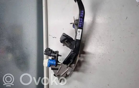 Ford Kuga I Brake pedal 3M512467AR