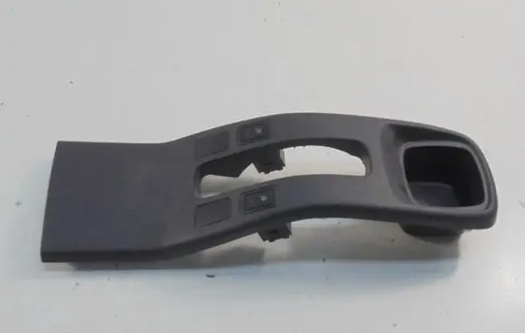Suzuki SX4 Seat heating switch 75822-79J0