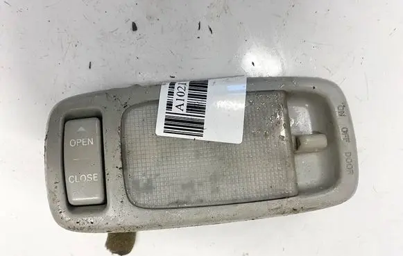 Toyota Yaris Verso Rear seat light 8592052010 110300-0110