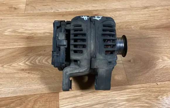 Opel Zafira A Generator/alternator
