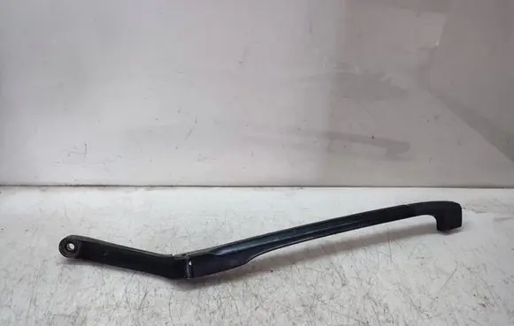 Volkswagen Phaeton Front wiper blade arm