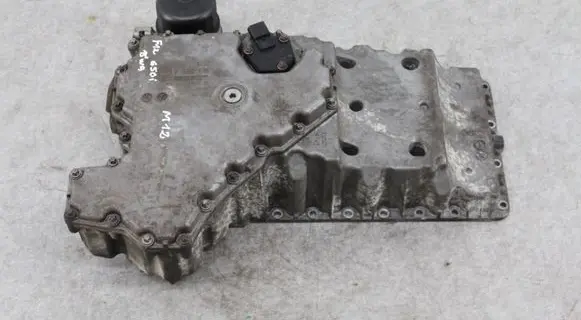BMW 6 F12 F13 Oil sump 7570691 7570690 8608780