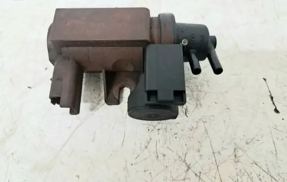Volvo V70 Turbo solenoid valve 6G9Q9E882CA