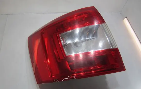 Skoda Octavia Mk3 (5E) Rear/tail lights 5E9945095A 00134667 00151651