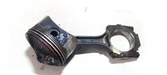 Piston with connecting rod
