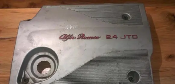 Alfa Romeo 166 Engine cover (trim)