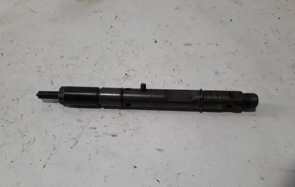 Audi A6 S6 C5 4B Fuel injector 059130201F