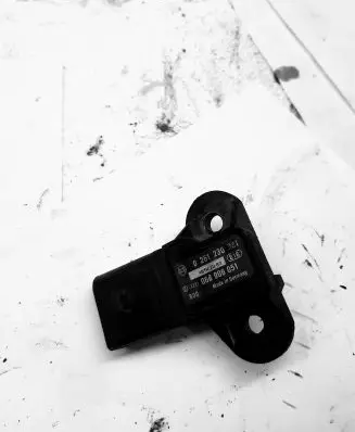 Audi A3 S3 8P Air pressure sensor 0261230031