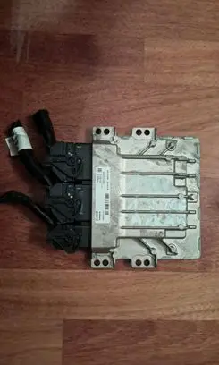 Renault Captur II Engine control unit/module 237107362S