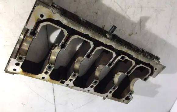 Volvo V70 Crankshaft Holder 17578 1001754