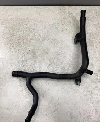 Volkswagen Golf V Engine coolant pipe/hose 06A121065D