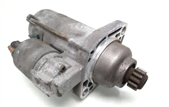 Volkswagen Tiguan Starter motor 02M911024A