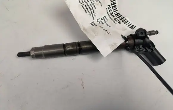 Audi A6 S6 C7 4G Fuel injector 059130277EE