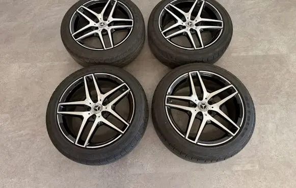 Mercedes-Benz V Class W447 R19 alloy rim