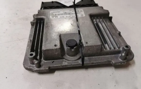 Opel Insignia A Engine control unit/module 55574903 0281016704 55573560