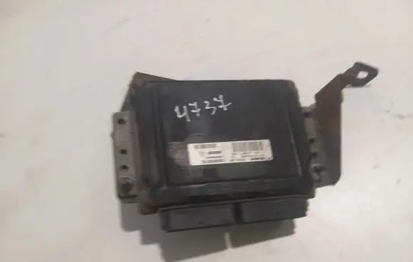 Renault Scenic I Engine control unit/module 8200035702 8200044437