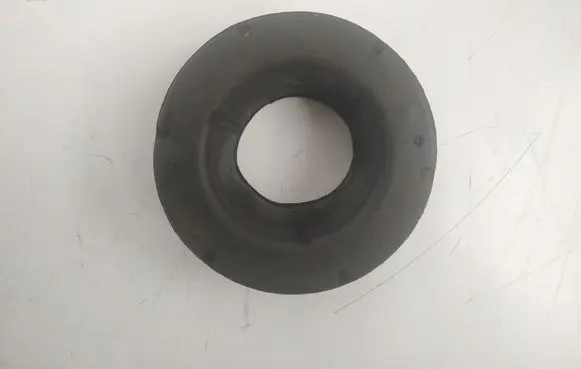 Jeep Grand Cherokee Rear coil spring rubber mount 68029686AB