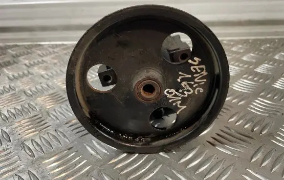 Renault Scenic I Power steering pump