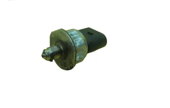 Mercedes-Benz C W204 Fuel pressure sensor 