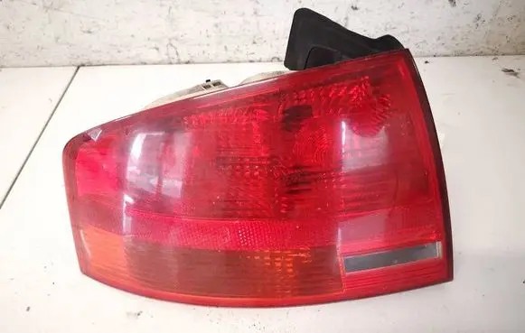 Audi A4 S4 B7 8E 8H Rear/tail lights L965069 8E5945095