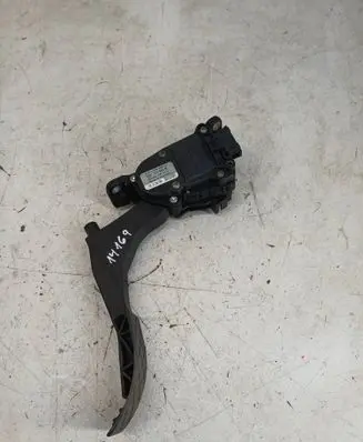 Skoda Fabia Mk1 (6Y) Accelerator throttle pedal 6Q1721503B 6PV00849501