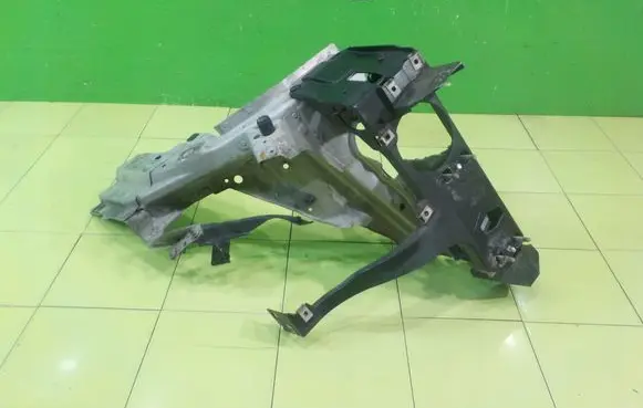 BMW 6 E63 E64 Front side member PRZOD