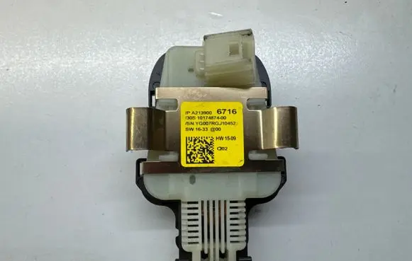 Mercedes-Benz E W213 Rain sensor A2139006716