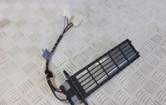 Nissan Pulsar Electric cabin heater radiator