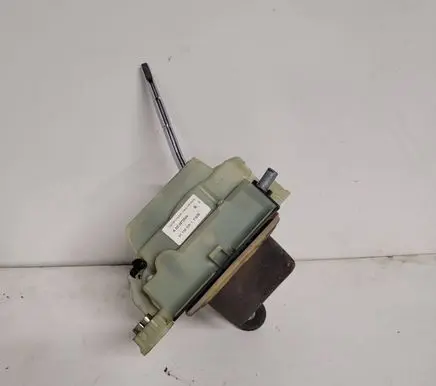 Mercedes-Benz C W203 Gear shifter/selector A2032672524