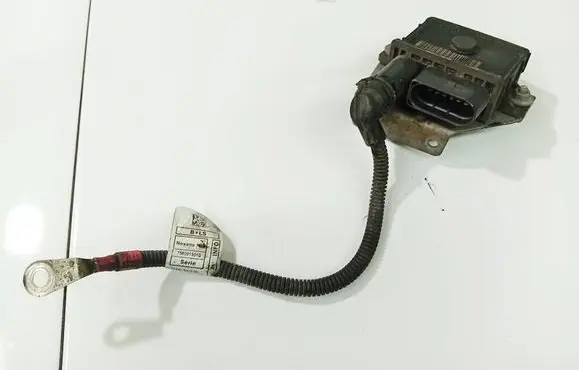 BMW 3 E90 E91 Glow plug pre-heat relay 0522120102