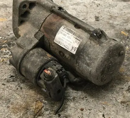Toyota Avensis T250 Starter motor