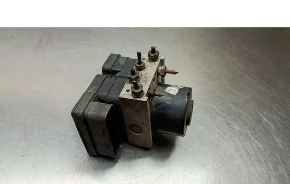 Ford Fusion ABS Pump 4S612M110DA
