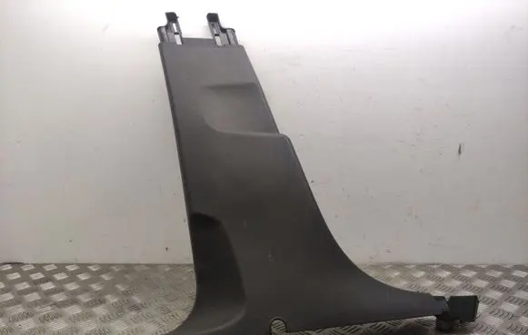 Peugeot 308 (B) pillar trim (bottom) 9677443377