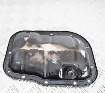 Lexus CT 200H Oil sump 1210237010