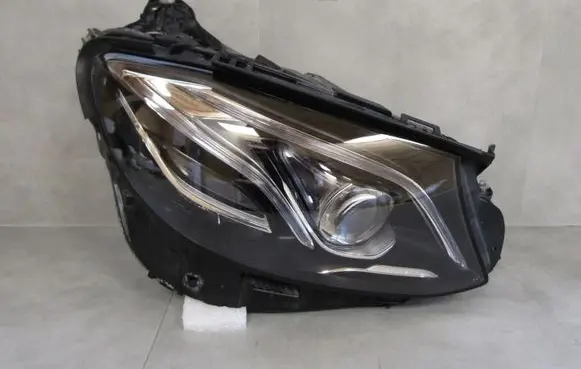 Mercedes-Benz E W213 Headlight/headlamp A2139064804