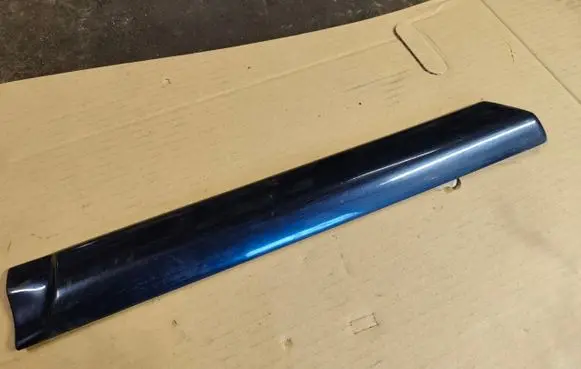 Jeep Cherokee XJ Rear door trim (molding) 5EM58TRMAB