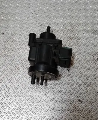 Mercedes-Benz Vito Viano W638 Turbo solenoid valve 0005450527