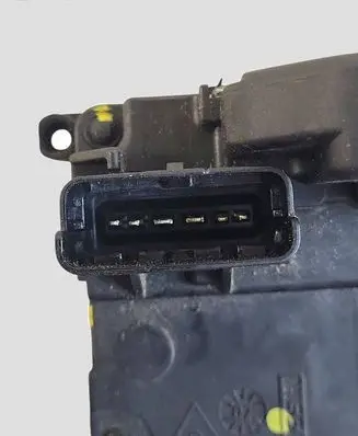 Renault Laguna III Rear door lock 825010003R