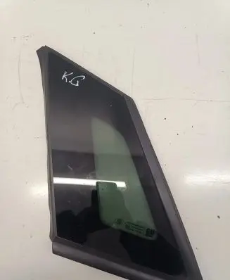 Opel Grandland X Rear side window 43R01351