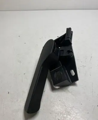 Volkswagen Golf Plus Engine bonnet (hood) release handle 1K1823633