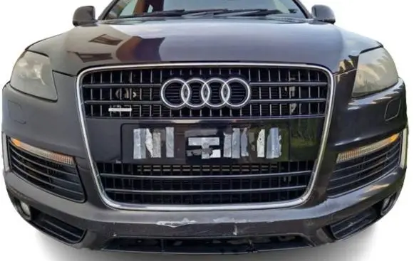 Audi Q7 4L Front bumper
