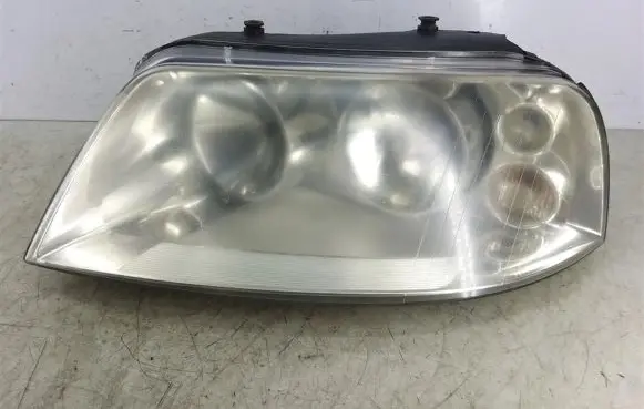 Volkswagen Sharan Headlight/headlamp 7M2941015L
