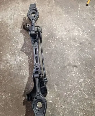 Hyundai ix35 Rear axle beam 554102S010