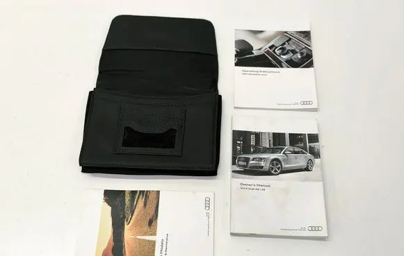 Audi A8 S8 D4 4H Owners service history hand book 