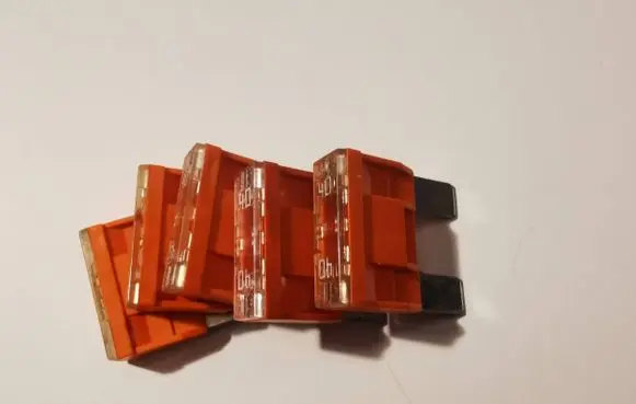 Mercedes-Benz E W212 Fuse N000000004215 E40Maxi