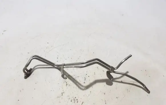 Volkswagen PASSAT B8 Coolant pipe/hose 04E122157AT