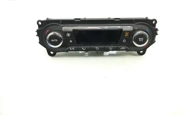 Ford Focus Climate control unit 8M5T18C612CL WK3B38688
